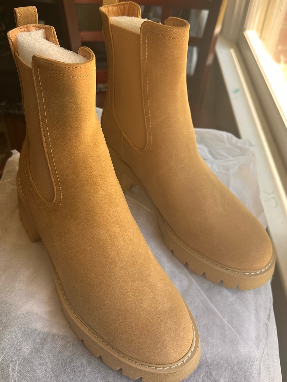 Classic Chelsea Lug Ankle Boots in Wheat